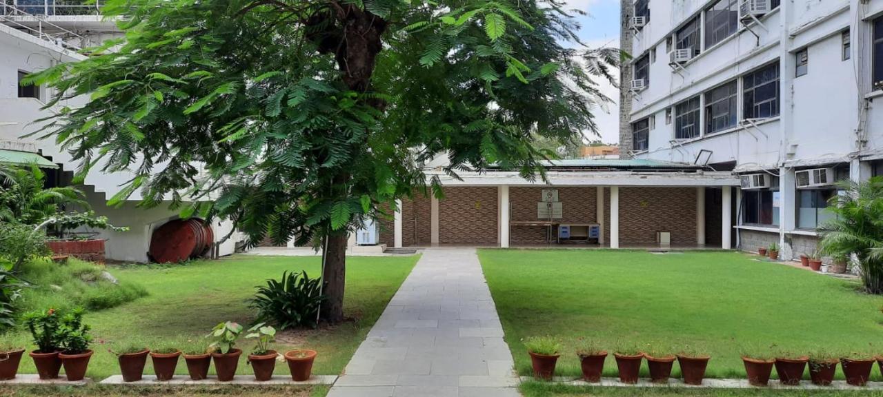 New Delhi Ymca Tourist Hostel Exterior foto
